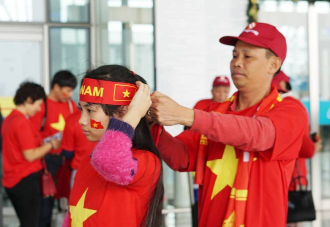 'Trống giong cờ mở' lên đường sang Trung Quốc cổ vũ đội tuyển U23 Việt Nam ảnh 2